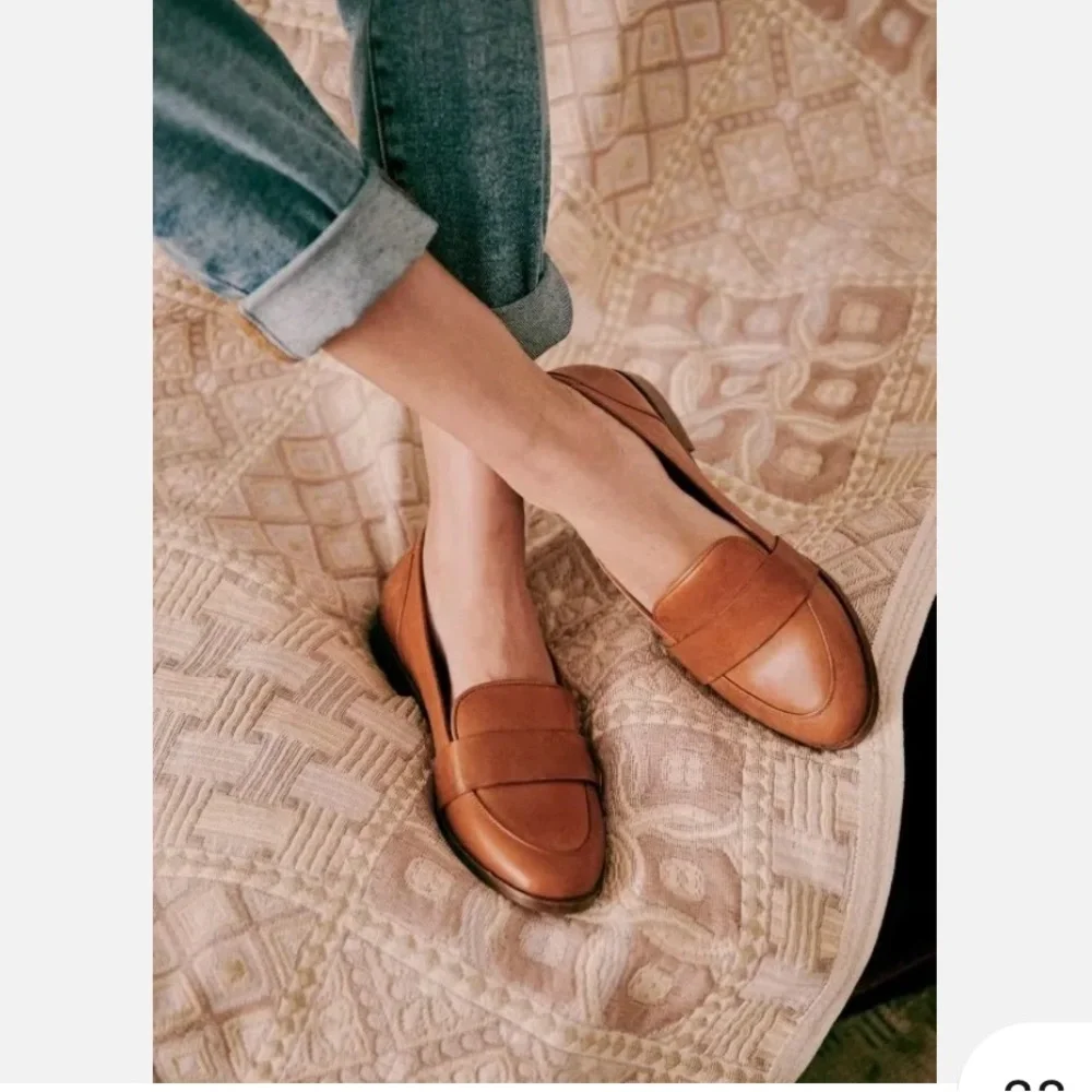 Sézane Shoes MICHEL LOAFERS Cognac Leather Minimalist Sz US6.5 - Picture 6 of 14